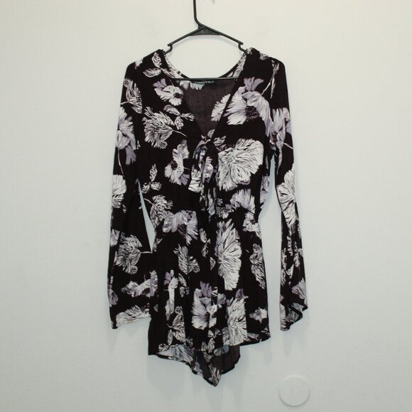 Audrey 3 +1 Floral Romper Size Medium - Picture 1 of 10